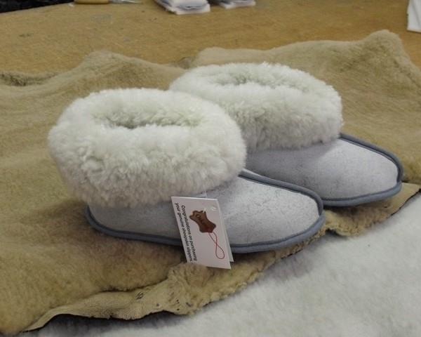 oskava sheepskin slippers