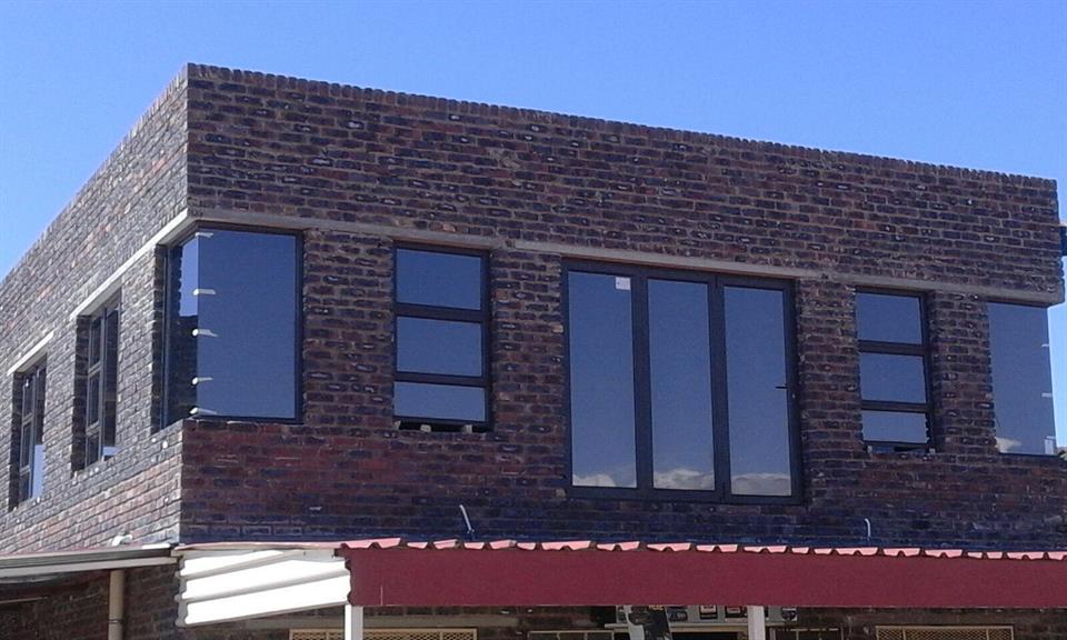 Optimal Glass And Aluminium Services Polokwane. Projects, photos