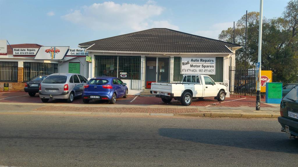 Riadi Auto Repairs CC Boksburg. Projects, photos, reviews and more