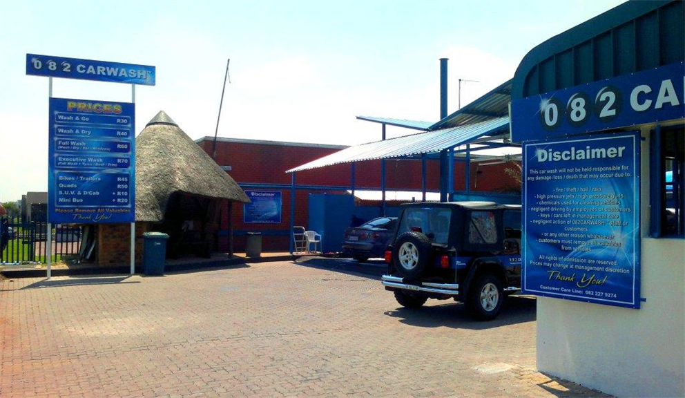 082 Car Wash in Durbanville