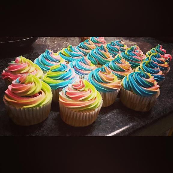 Deziner Cake Creators Kempton Park. Projects, photos, reviews and