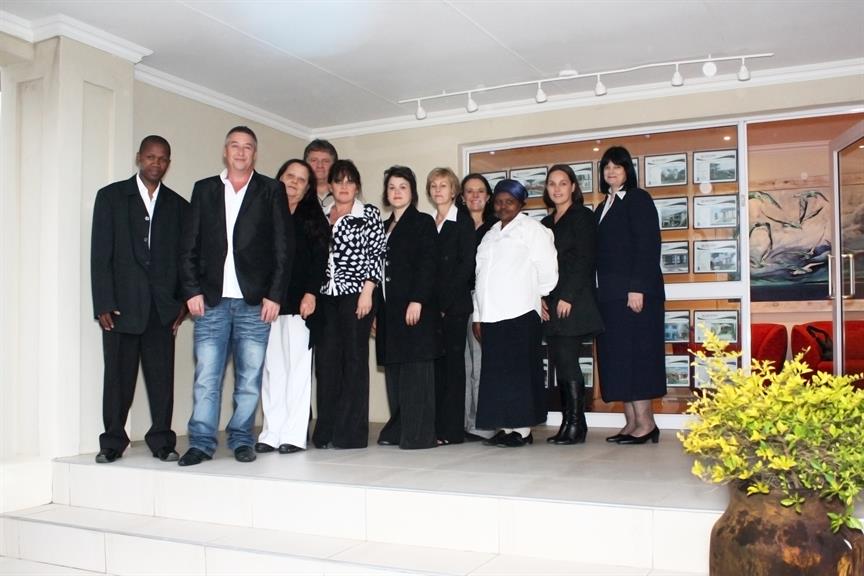 Kuhlmann Realty Group East London. Projects, photos, reviews and more