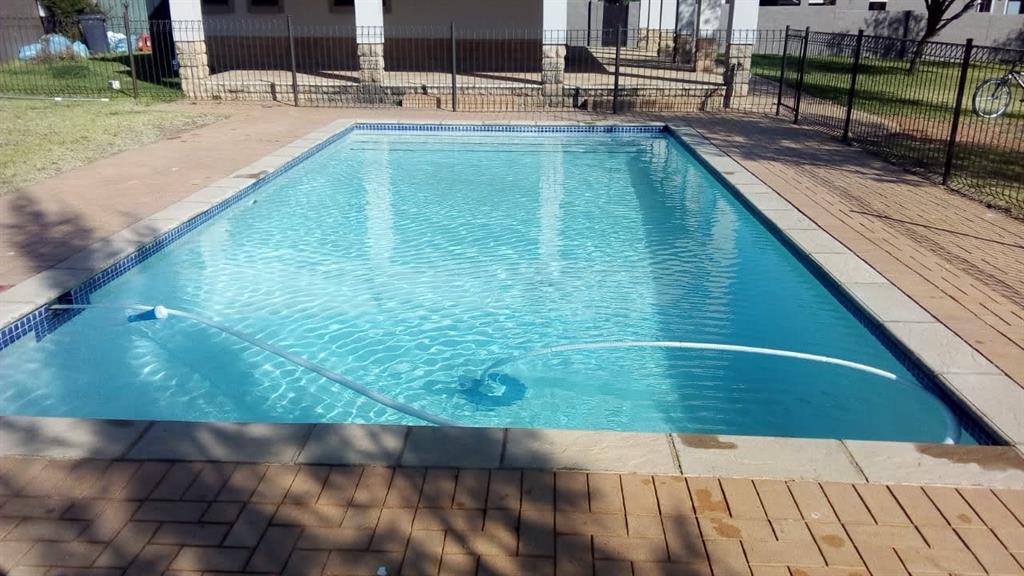 H20 Pool Services Roodepoort. Projects, photos, reviews