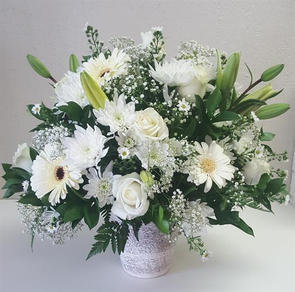 LeaAnns Florist East London. Projects, photos, reviews and more Snupit