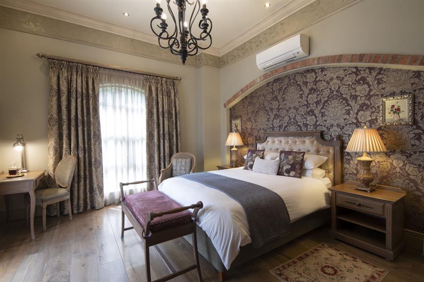 Three Rivers Lodge Vereeniging. Projects, photos, reviews and more Snupit